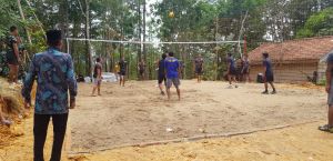 Bangun Kebersamaan, Satgas TMMD Gelar Turnamen Voli Bersama Warga