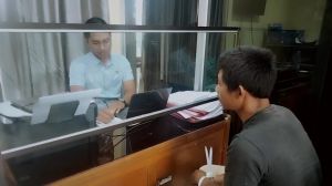 Polisi Tangkap Ayah Cabuli Anak Tiri di Kebun Karet 
