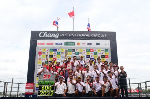 Cetak Sejarah, Andi Gilang Pebalap Astra Honda Juara Asia SS600