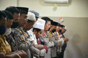 Polda Jambi Gelar Shalat Ghaib Untuk Korban Gempa Cianjur 