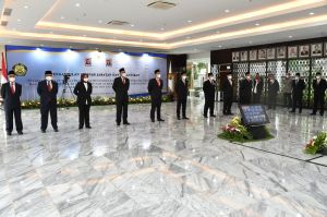 Menteri ESDM Lantik Pimpinan SKK Migas