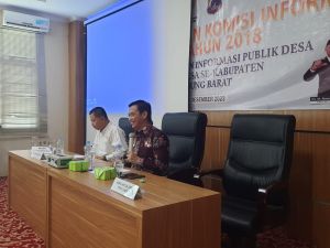 Wakil Ketua DPRD Jadi Pemateri Sosialisasi Keterbukaan Informasi Publik di Tanjab Barat 