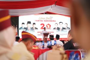 Apresiasi Prabowo Pada SAH Yang Rela Berhitam di Terik Mentari Membesarkan Partai Gerindra