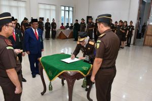 8 Pejabat Baru Wilayah Hukum Kejati Jambi Dilantik, Dari Wakajati Hingga Kajari