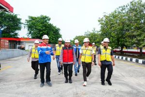 Kapolri Tinjau Lokasi Kebakaran Depo Pertamina Plumpang 