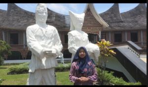 Perbedaan Peran dan Fungsi Perempuan di Minangkabau dan Mentawai Sumatera Barat 