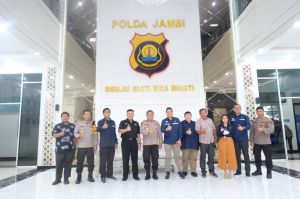 Wakapolda Jambi Sambut Kedatangan SKK Migas dan Petro China di Mapolda