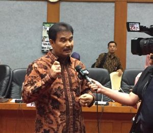 Nih Baru Wakil Rakyat ! SAH Minta Pemerintah dan Dunia Usaha Bayar THR Secepatnya