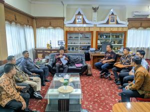Tindaklanjuti Hasil Pertemuan dengan Gubernur, Komisioner KI Temui Kepala BPKPD Provinsi Jambi 