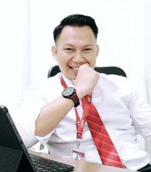 Mengangkat Batang Terendam (Volkgeist) Pemimpin Indonesia