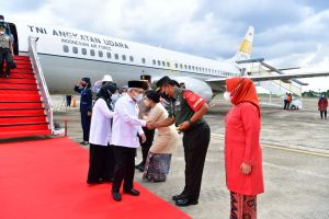 Danrem 042/Gapu Sambut Kunker Wapres RI di Jambi