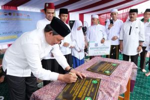 Wabup Hairan Hadiri Tabligh Akbar Bersama UAS di Desa Purwodadi