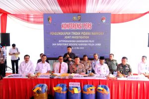 Join Investigasi Polda Jambi Berhasil Gagalkan Peredaran Sabu Cair Jaringan Internasional ke Lapas 