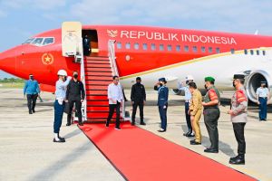 Tiba di Jambi, Presiden RI Jokowi Tinjau Perekonomian di Pasar Talang Banjar 