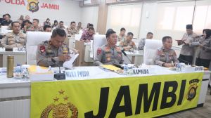 Kapolda Evaluasi Kinerja Polda Jambi dan Jajaran Selama Bulan Mei, Ini Pesan Wakapolda 