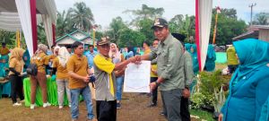 Bupati Puji Kerberhasialan 7 Kades di Merangin Perbaiki Jalan dengan Cara Gotong Royong 