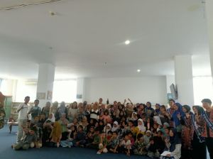Wisata Literasi, Ratusan Anak di Jambi Kunjungi Perpustakaan dan Museum Siginjai