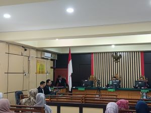 Hakim Sakit, M Juber Cs Batal Divonis