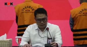 BREAKING NEWS: KPK Tahan 5 Mantan Anggota DPRD Provinsi Jambi Malam Ini