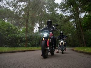 Tips Berkendara Aman saat Kondisi Kabut Asap