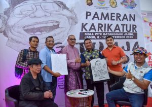Didukung Polda Jambi, Pameran Karikatur di Mall WTC Curi Perhatian Pengunjung