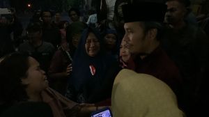 Edi Purwanto Temui Massa Aksi hingga Dihadapkan dengan Tangisan, Begini Katanya 
