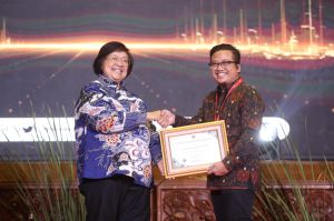 Dukung Program Proklim, Pertamina Sumbagsel Raih Penghargaan dari KLHK