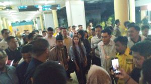 Relawan Sambut Antusias Kedatangan Gibran di Jambi