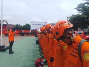 Belasan Personil Tim SAR Jambi Diturunkan Bantu Evakuasi Erupsi Gunung Marapi