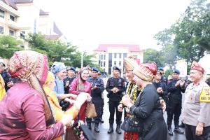 Usai Terima Gelar Adat, Irjen Pol Rusdi Hartono Langsung Disambut Istimewa di Mapolda Jambi