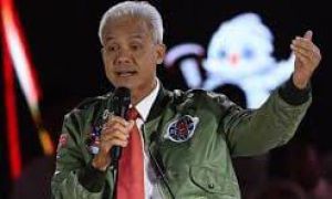 Ganjar Ungguli 2 Capres Lain Saat Debat Ketiga
