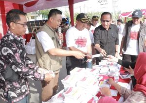 Bupati Tanjab Barat Lakukan Simulasi Pemungutan dan Penghitungan Suara