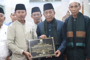 Wagub Sani Resmikan Status Langgar Jami' Al Hidayatussholihin Desa Tangkit Sungai Gelam