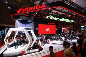 Tampil Perdana, New Honda Stylo 160 Siap Pikat Pengunjung IIMS 2024