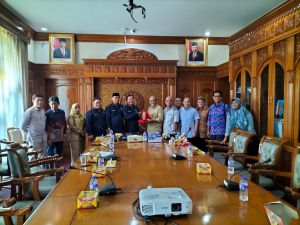 KI Jambi Terima Kunjungan Komisi I DPRD Babel