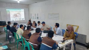 Gedubrak, Abun Yani Hantam Meja Usai Dengar Paparan Proyek Islamic Centre : Meningkan Palak 