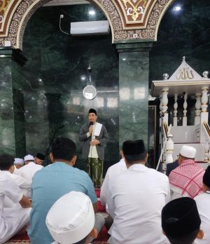 Momentum Ramadan, SAH ajak Kader Gerindra Makmurkan Masjid