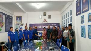 Datangi Kantor Demokrat, Tim Kemas Fuad Ambil Formulir Calon Walikota Jambi