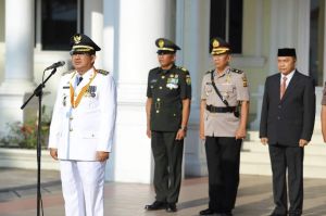 Bupati Tanjab Barat Pimpin Upacara Peringatan Hari Otda XXVIII