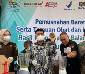 SAH Minta BPOM Jawab Kebutuhan Masyarakat Akan Keamanan Pangan dan Obatan