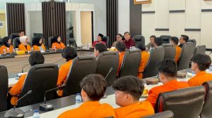 Edi Purwanto Paparkan Tupoksi Dewan Kepada Puluhan Mahasiswa UNJA