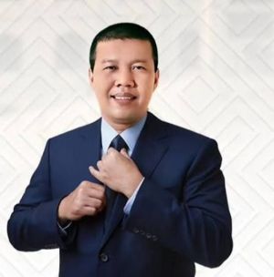 Lika-liku Perjuangan Romi Hariyanto Menuju Kursi Gubernur Jambi 2024
