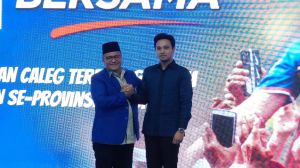 Zulhas Duetkan Dua Kader PAN Di Pilwako Jambi, Diza Kini Resmi jadi Kader PAN