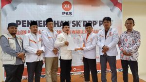 PKS Usung Ahmadi Zubir- Ferry di Pilwako Sungai Penuh