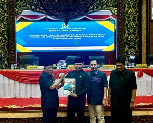 Edi Purwanto Pimpin Rapat Paripurna Penyampaian Nota Pengantar KUPA PPAS Perubahan 2024