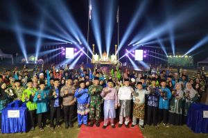 Bupati Anwar Sadat Resmi Tutup MTQ ke-52, Seberang Kota Raih Juara Umum
