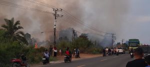 BREAKING NEWS: Kebakaran Lahan di Penyengat Rendah Kota Jambi