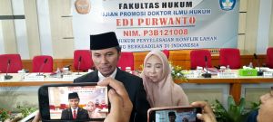 Edi Purwanto Akhiri Masa Jabatan Ketua DPRD Jambi, Dengan Resmi Menyandang Gelar Doktor 