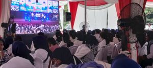 Sumpah Setia Ribuan Massa Kepada Cagub dan Cawagub Jambi Romi- Sudirman Menggelegar