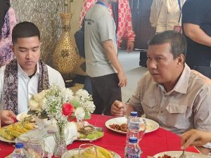 Tiba di Jambi Kaesang Langsung Sapa Romi Hariyanto, Ajak Warga Dukung di Pilgub Jambi 2024